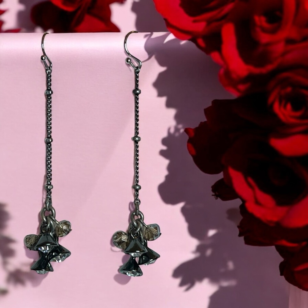 Dangling Earnings